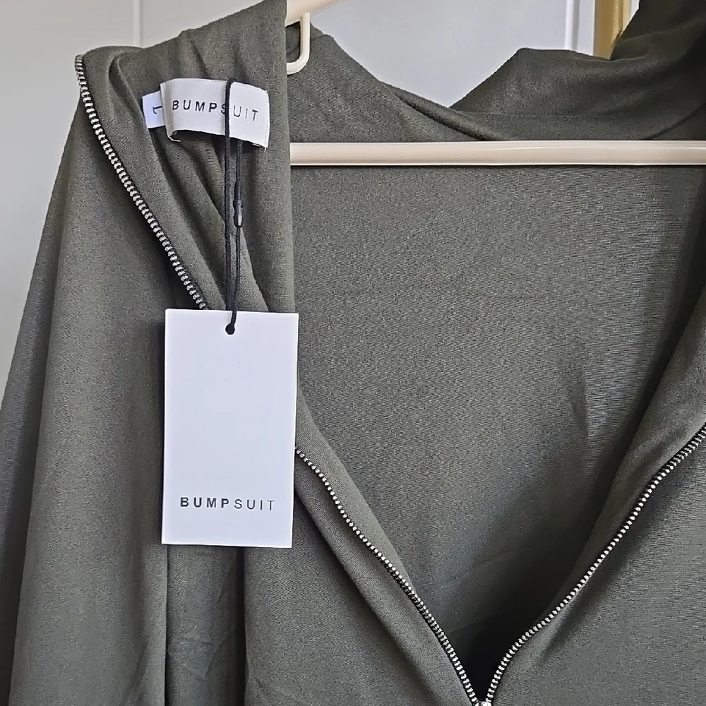 BUMPSUIT Elegant Olive Green Turtleneck Maternity Dress Size L - Picture 9 of 11